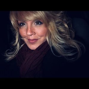 Meet your Posher, Julie